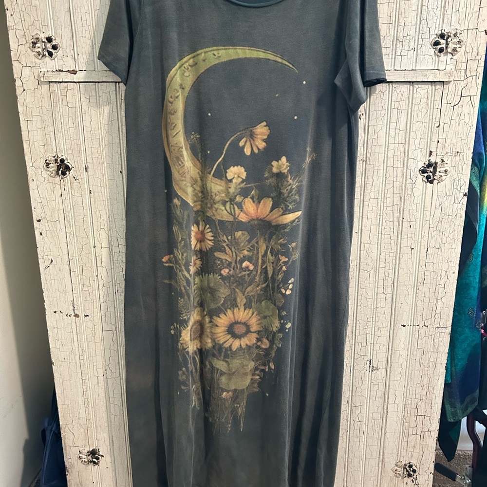 Floral Moon Graphic Dress